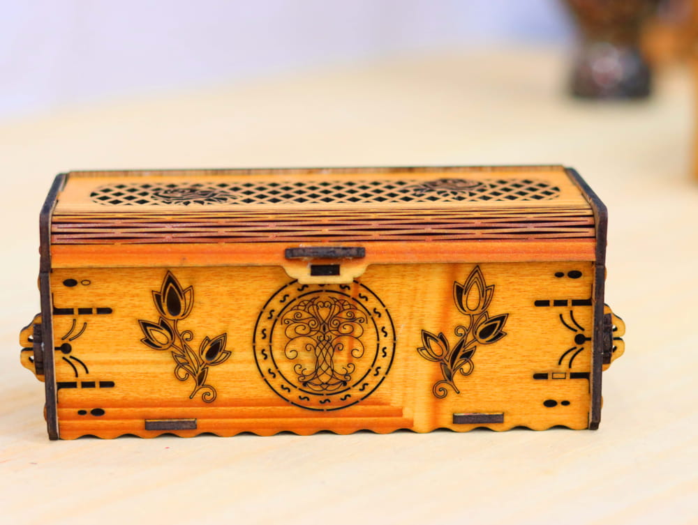 Laser Cut Decorative Wood Gift Box With Lid wooden boxes design preview